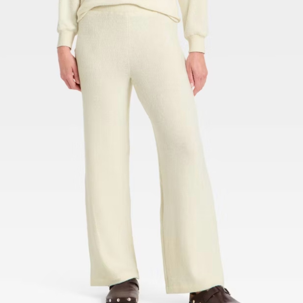 Cream Knit Lounge Pants